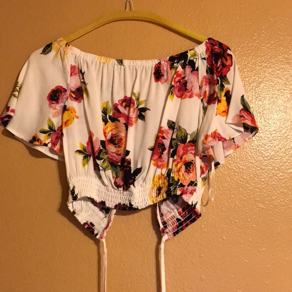 PacSun cropped blouse!